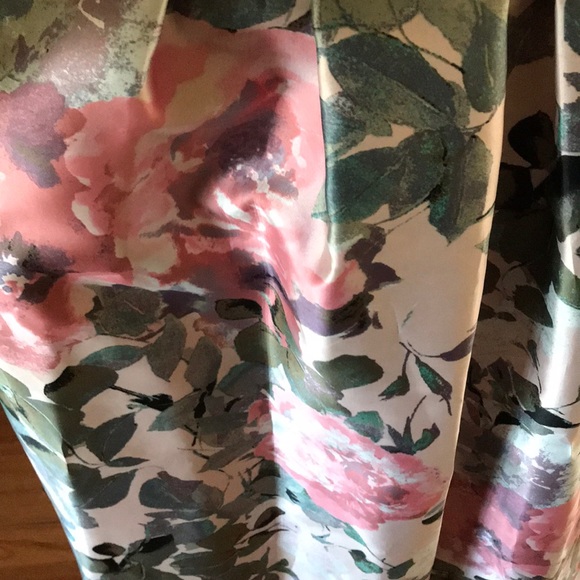 Sangria flower pattern long dress - Picture 7 of 8